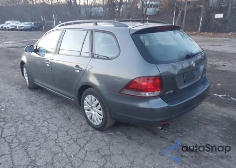 2010 Volkswagen Jetta S from USA, damaged, VIN 3VWKZ7AJ1AM653320